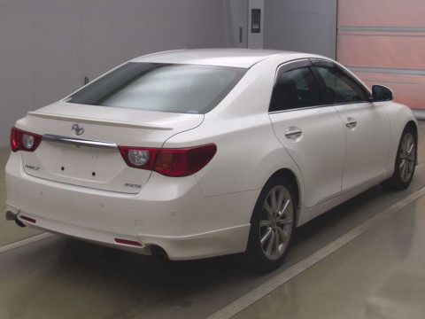 2009 Toyota Mark X GRX133[1]