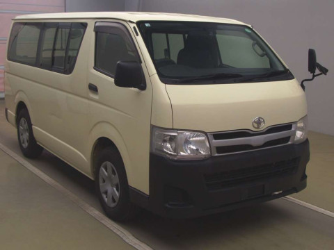 2012 Toyota Hiace Van TRH200V[2]