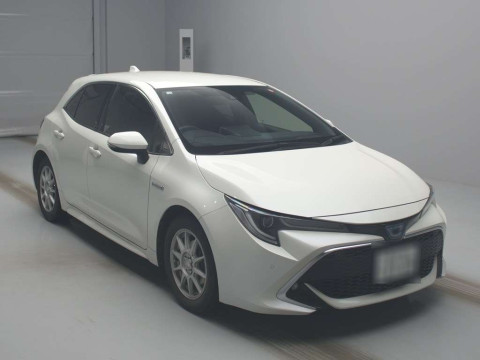 2018 Toyota Corolla Sports ZWE211H[1]