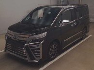 2018 Toyota Voxy