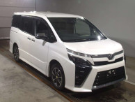 2020 Toyota Voxy