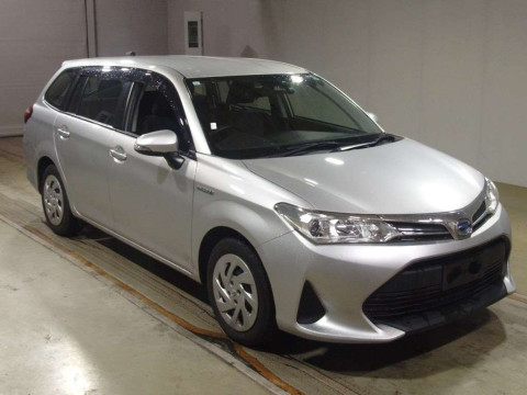 2017 Toyota Corolla Fielder NKE165G[2]