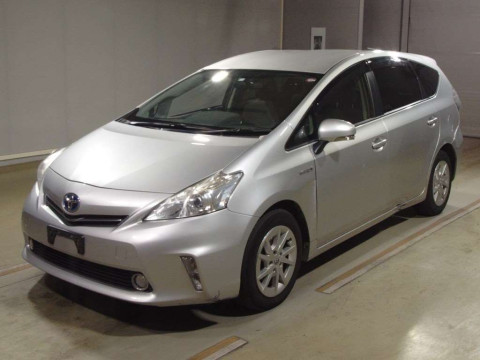 2012 Toyota Prius alpha ZVW41W[0]