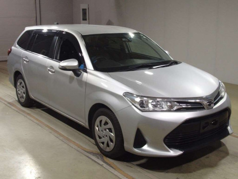 2018 Toyota Corolla Fielder NRE161G[2]