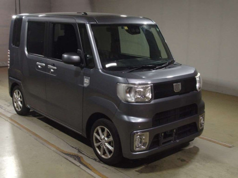 2021 Daihatsu Wake LA700S[2]