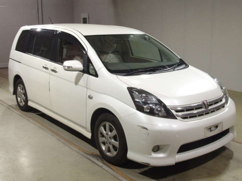 2010 Toyota Isis ZGM10W[2]