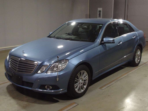 2009 Mercedes Benz E-Class 212054C[0]