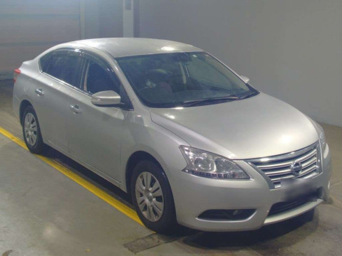 2014 Nissan SYLPHY TB17[2]