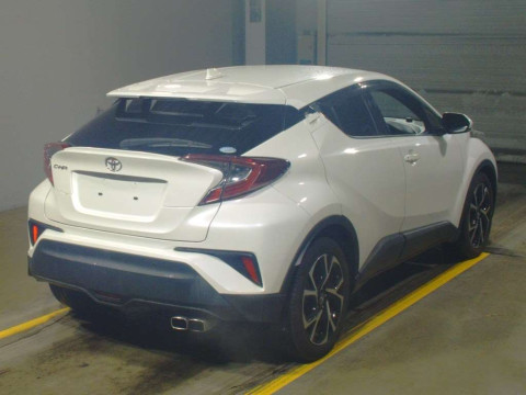 2019 Toyota C-HR NGX10[1]