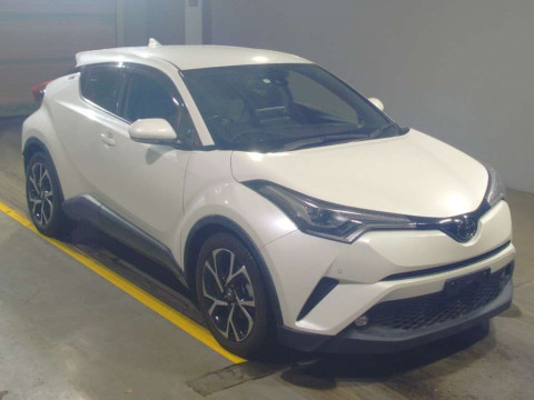 2019 Toyota C-HR NGX10[2]