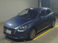 2016 Mazda Demio