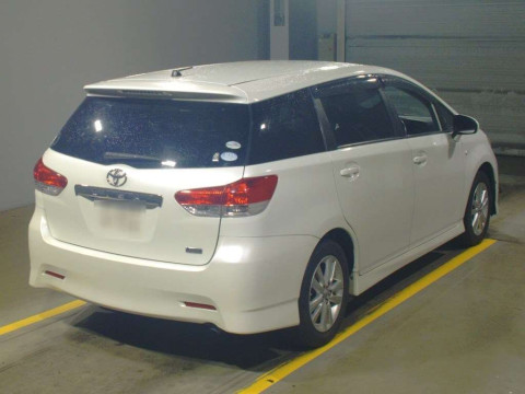 2011 Toyota Wish ZGE20W[1]