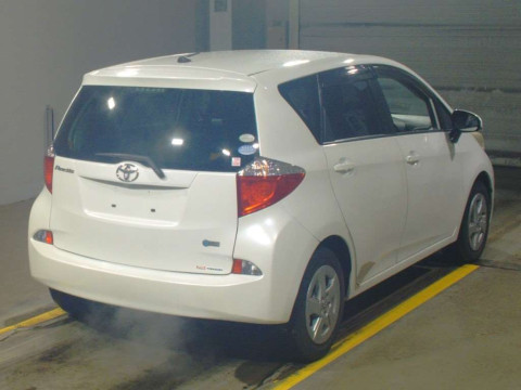 2012 Toyota Ractis NSP120[1]