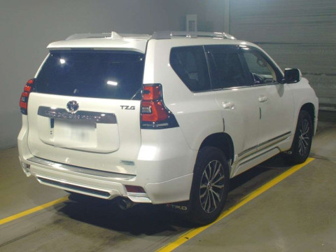 2020 Toyota Land Cruiser Prado GDJ151W[1]