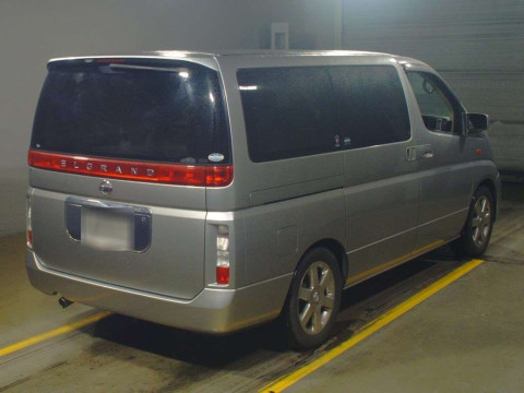 2004 Nissan Elgrand E51[1]