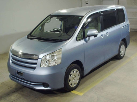 2007 Toyota Noah ZRR75G[0]