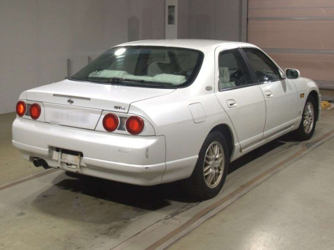 1998 Nissan Skyline HR33[1]