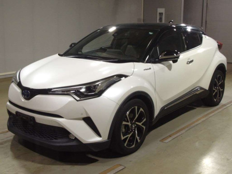 2018 Toyota C-HR ZYX10[0]