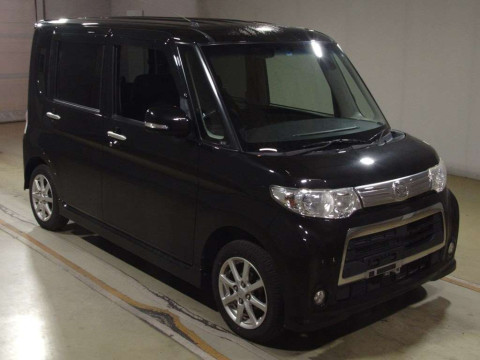 2010 Daihatsu Tanto Custom L375S[2]