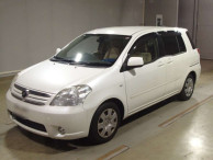 2010 Toyota Raum