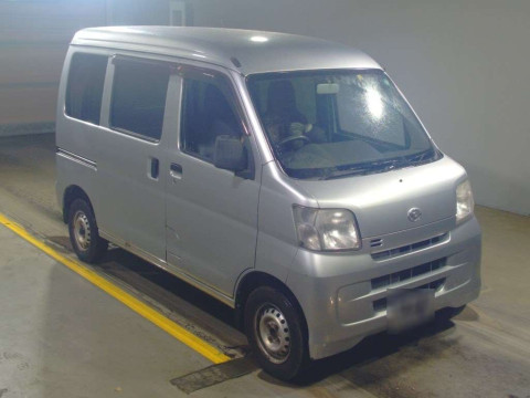 2015 Daihatsu Hijet Cargo S321V[2]