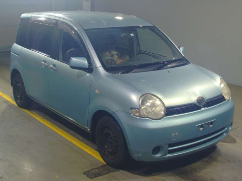 2006 Toyota Sienta NCP81G[1]