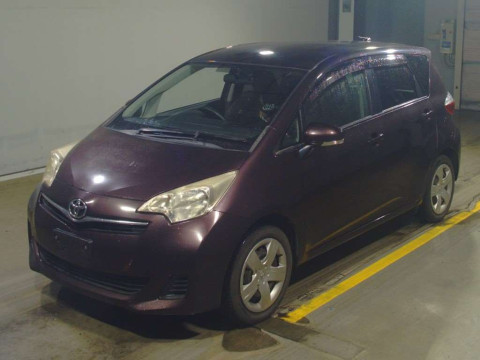 2011 Toyota Ractis NSP120[0]