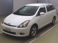 2004 Toyota Wish