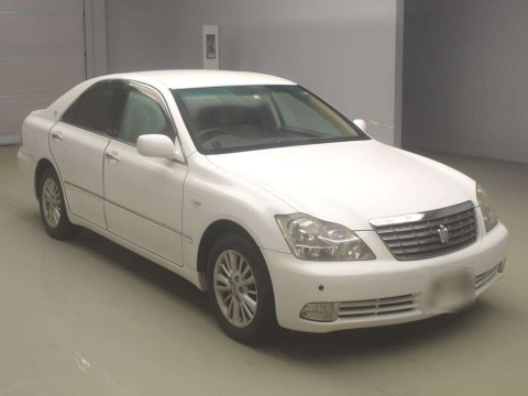 2008 Toyota Crown GRS180[1]