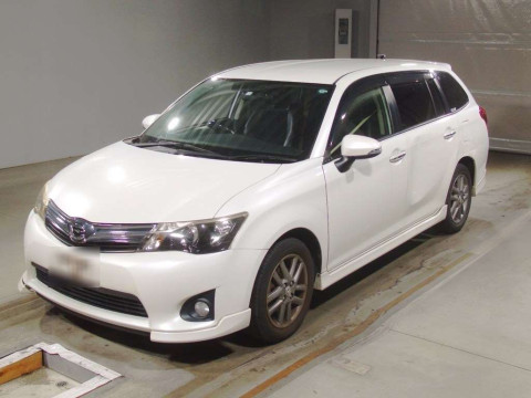 2014 Toyota Corolla Fielder NZE161G[0]