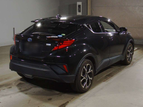 2020 Toyota C-HR ZYX11[1]