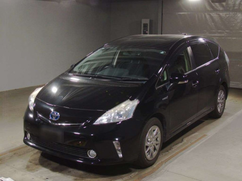 2014 Toyota Prius alpha ZVW41W[0]