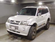 2004 Mitsubishi Pajero