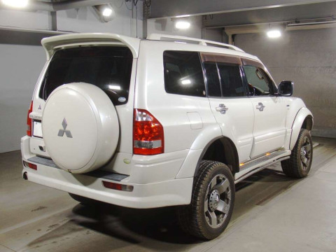 2004 Mitsubishi Pajero V73W[1]