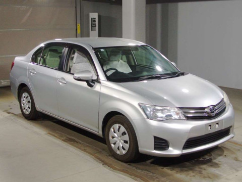 2012 Toyota Corolla Axio NRE160[2]