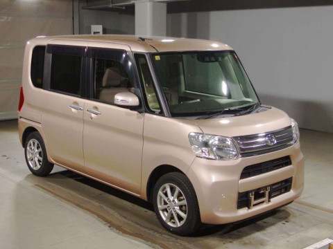 2017 Daihatsu Tanto LA600S[2]