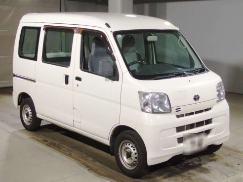 2016 Toyota Pixis Van S321M[2]