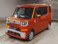 2015 Daihatsu Wake