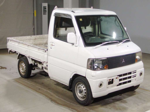 2004 Mitsubishi Minicab Truck U61T[2]