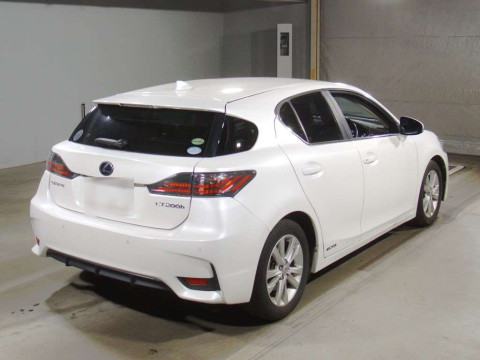 2014 Lexus CT ZWA10[1]