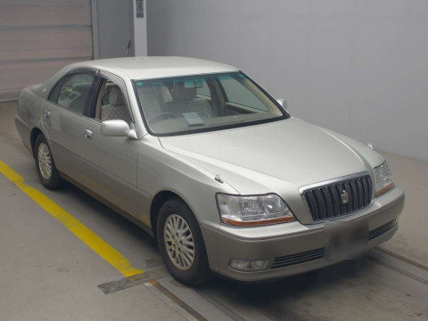 2001 Toyota Crown Majesta JZS177[2]