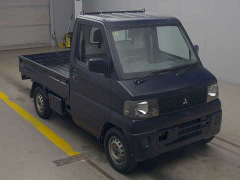 2001 Mitsubishi Minicab Truck U62T[2]