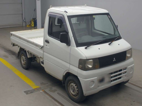 2005 Mitsubishi Minicab Truck U61T[2]