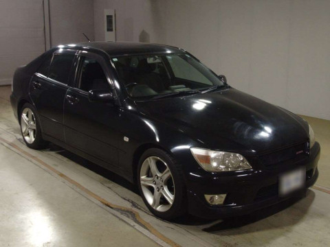 2000 Toyota Altezza SXE10[2]