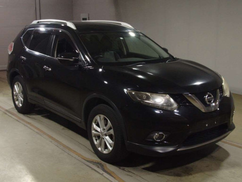 2014 Nissan X-Trail T32[2]