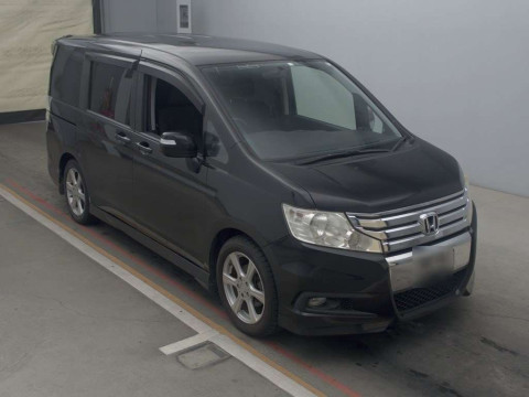 2010 Honda Step WGN Spada RK5[2]