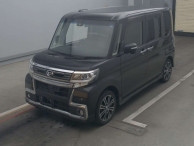 2016 Daihatsu Tanto Custom