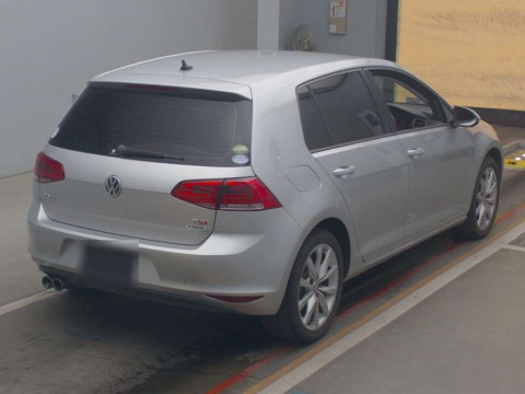 2015 Volkswagen Golf AUCPT[1]