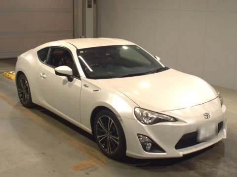 2012 Toyota 86 ZN6[2]