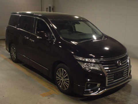 2020 Nissan Elgrand TE52[2]